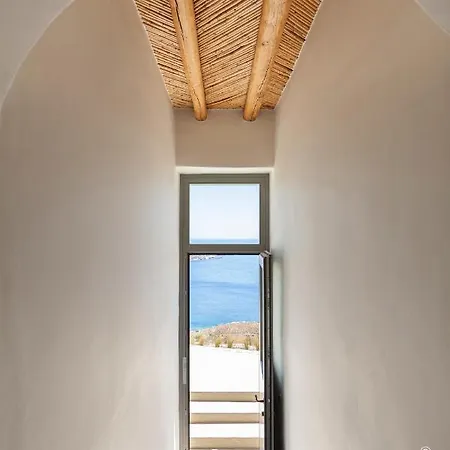 Kyr Mimis Homm Contemporary Cycladic Design Villa *